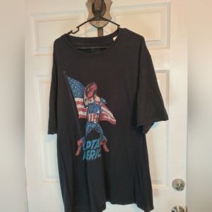 (121) Marvel Comics Captain America T-Shirt, Size: 2XL Color: Black